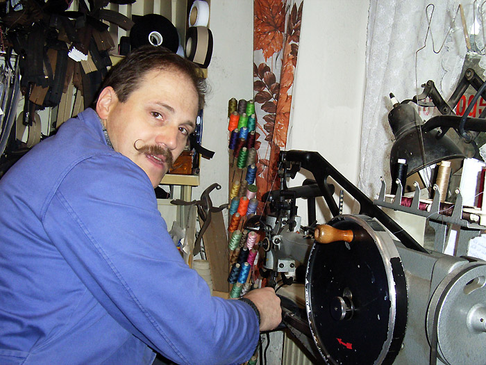 Der Schuhmachermeister Manfred Schulze